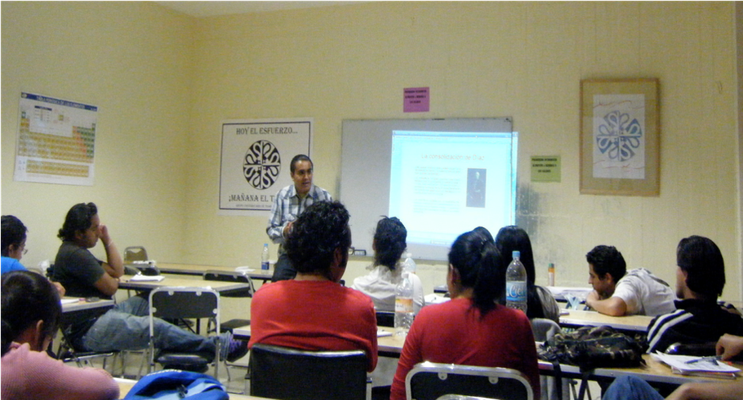 Clase con proyector